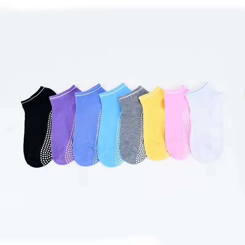 1-3 pairs Women Anti-Slip Sock - đánh giá và giá Trampoline Park Sock