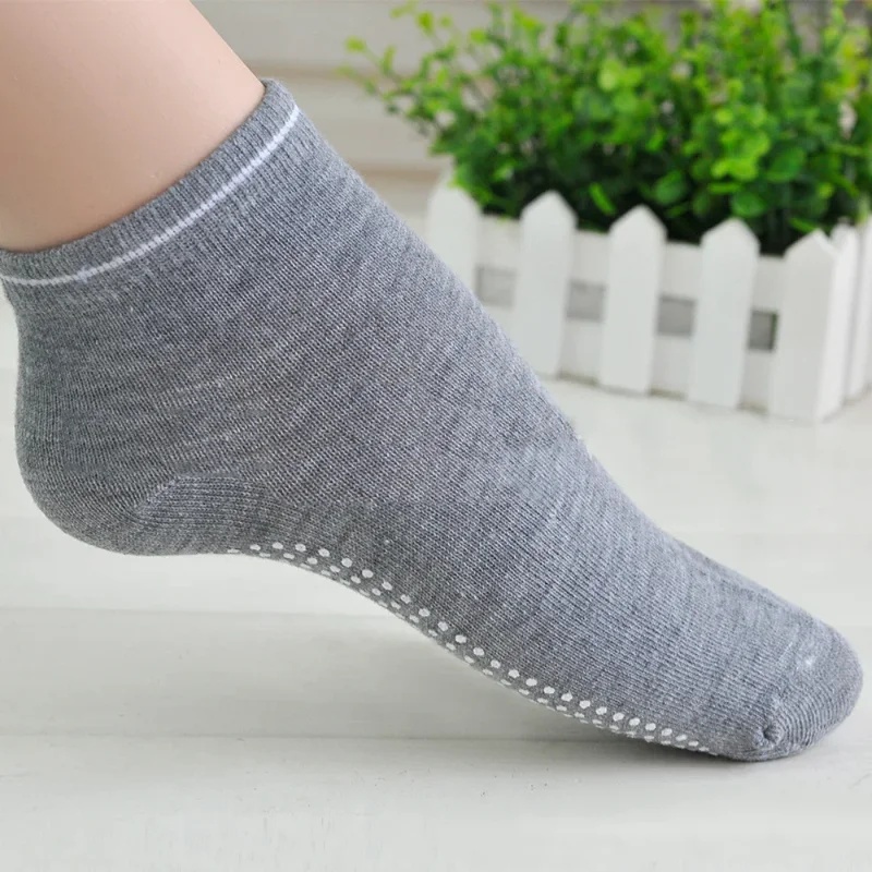 1-2 pairs Women Anti-Slip Sock - đánh giá và giá Trampoline Park Sock
