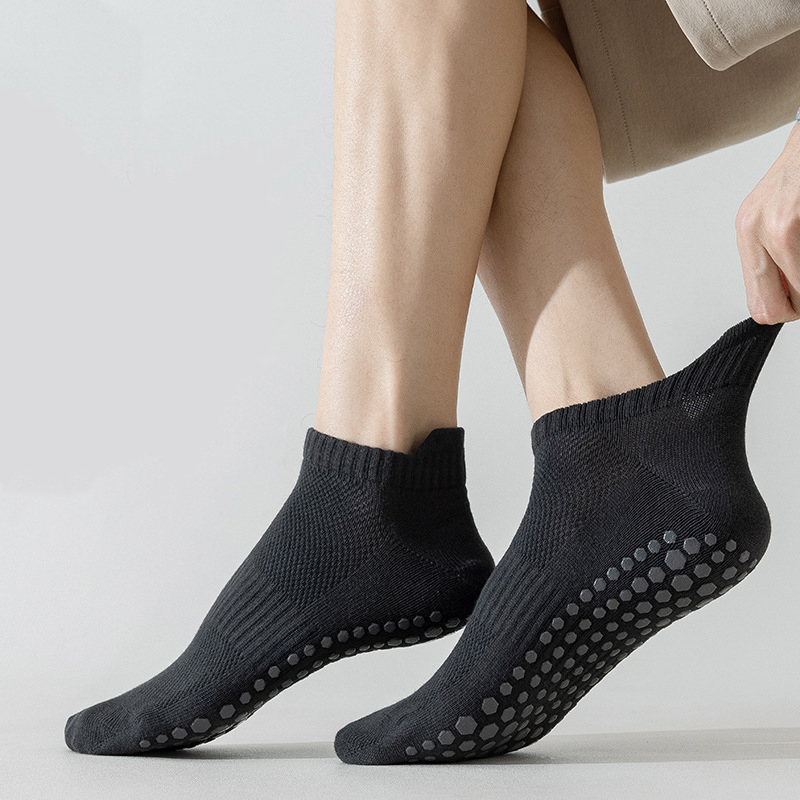 1pair/4pairs Black White Gray  - đánh giá và giá Trampoline Park Sock